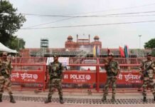स्वतंत्रता दिवस से ठीक पहले दिल्ली में पांच जगहों पर बम से उड़ाने की धमकी swatantrata divas