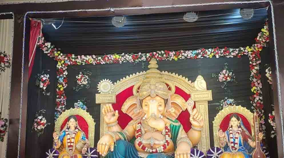 गणेश उत्सव के रंग में रंगा रायपुर, आकर्षक झांकियां बनीं श्रद्धालुओं के आकर्षण का केंद्र;कई जगह लगा जाम 4 ganesh utsav : गणेश उत्सव के रंग में रंगा रायपुर, आकर्षक झांकियां बनीं श्रद्धालुओं के आकर्षण का केंद्र;कई जगह लगा जाम