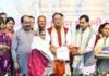 आंगन मिलन सेवा से उत्सव स्थल बने आंगनबाड़ी केंद्र, पहले दिन 97 हजार से अधिक लोगों की सहभागिता Aangan Milan Seva