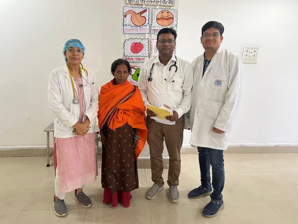  raigarh medical College : रायगढ़ मेडिकल कॉलेज के चिकित्सकों की उपलब्धि: महिला के पेट से निकाला गया 8 किलोग्राम वजनी विशालकाय ट्यूमर