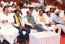नमो सेवा-अनकही कहानियां : छात्रों ने प्रधानमंत्री नरेन्द्र मोदी के 25 वर्षों की सेवा यात्रा का किया मंचन namo seva ankahi kahaniyan