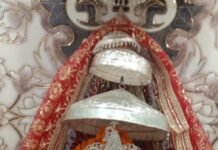 आज रविवार को रात्रि निशा पूजा एवं कल सोमवार को हवन-वायुमंडल में स्वाहा स्वाहा गूजायमान होगा- पं विजय झा Nisha Pooja aur Havan at Mahamaya Mandir