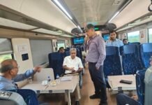 वंदे भारत ट्रेनसेट का 180 किमी प्रति घंटे की गति से उच्च गति परीक्षण Vande Bharat Trenset ka Uchch Gati Parikshan