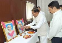 मुख्यमंत्री ने महात्मा गांधी और पूर्व प्रधानमंत्री लाल बहादुर शास्त्री की जयंती पर किया नमन cm vishnudev say