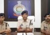 दुर्गा पंडालों और गरबा आयोजनों की सुरक्षा को लेकर पुलिस-प्रशासन की बैठक;150 से अधिक आयोजकों को दिए निर्देश durga pandalon
