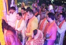 रायपुर के द छप्पन भोग में भक्ति की बही धारा, संगठन महामंत्री कर्मवीर सिंह ने किया दीप प्रज्वलन; श्रद्धा के साथ संपन्न हुआ जगराता raipur ke the chhappan bhog