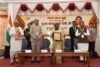 राष्ट्रपति द्रौपदी मुर्मु ने पूज्य माता हासी देवी जी के सम्मान में जारी किया 200 रूपए का स्मारक सिक्का rashtrapati draupadi murmu